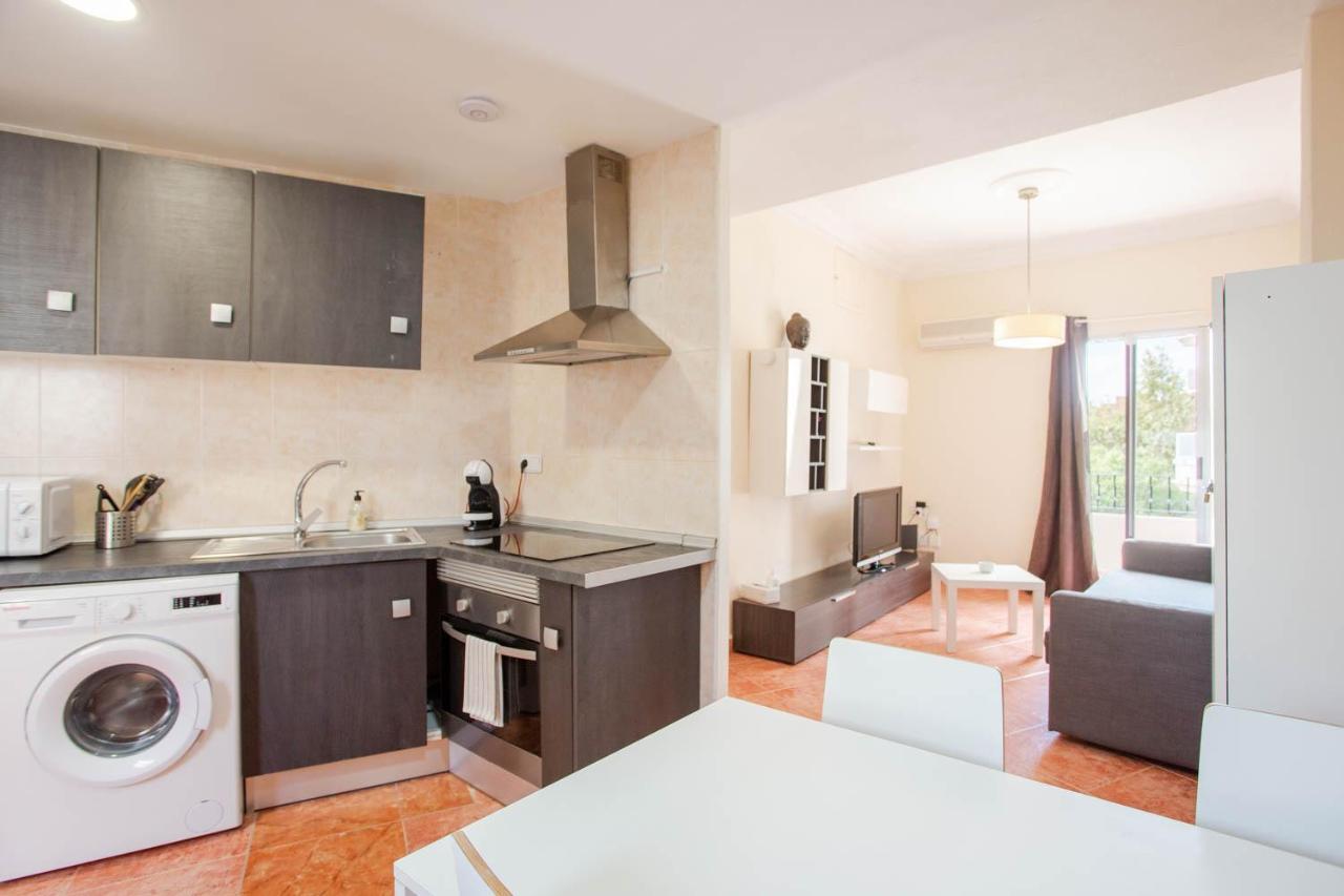 Malvarosa Beach Economy